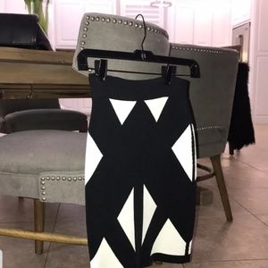 Bcbgmaxazria Black & White Bandage Pencil Skirt Xs
